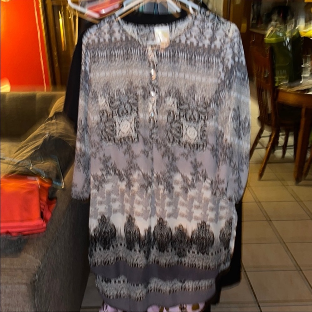 Gray 3/4 Sleeve Buttoned Blouse with Mandarin Collar
